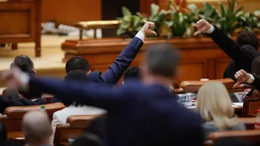 Austeritate doar pentru românii de rând. Deputații se vor plimba în străinătate de 7 milioane lei