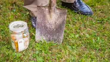 Portughezii și banii ascunși! Motivul pentru care aceștia îngroapă bancnotele