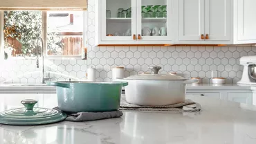 De ce merită să investești în ustensile de gătit de calitate pentru bucătăria perfectă