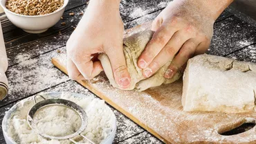Ce ingredient secret pun turcoaicele în pâine, pentru a ieși crocantă la exterior și moale la interior. Rețeta pas cu pas