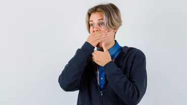 Nu fluiera niciodată în casă! Ce ghinion atragi fără să-ți dai seama