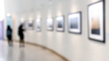 Sculptură din aur, estimată la 30.000 de euro, distrusă de o fetiță de 5 ani. Unde s-a petrecut incidentul