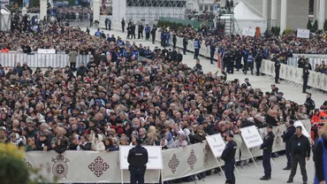 Enoriașii, revoltați. Patriarhia Română a venit cu precizări. Ce s-a întâmplat joi dimineața la Catedrala Națională
