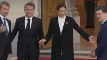 Președintele Nicușor Dan, eroare de protocol la Copenhaga. Nu știa dacă să se fotografieze sau nu cu regele și regina