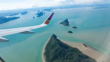 Un avion a derapat la aterizare în Hong Kong și a căzut în mare. Bilanțul victimelor (VIDEO)