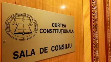 CCR amână iar decizia pe banii românilor. Ce se întâmplă cu pensiile private