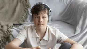 Jocurile video și dansul, aliați împotriva îmbătrânirii creierului. Ce arată un studiu recent