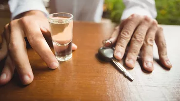 Unul din cinci români recunoaște că a condus după ce a băut. Ce părere au șoferii despre sancțiuni mai dure