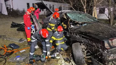 Accident mortal pe un Drum Național. Doi oameni au murit în impactul dintre două vehicule