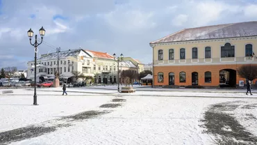 Orașul care n-a mărit impozitul pe locuințe. „Locuirea este drept fundamental, mersul cu mașina e opțional”