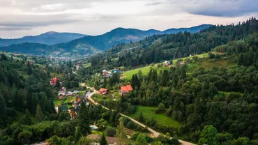 Accesul turiștilor este interzis în aceste locuri spectaculoase din România. Zonele unde natura este lăsată complet neatinsă