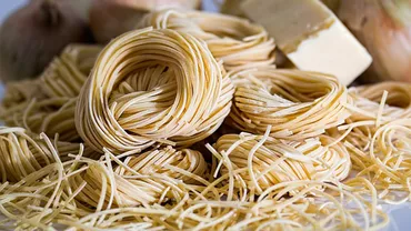 Cum funcționează un aparat de făcut paste și ce rezultate poți obține acasă