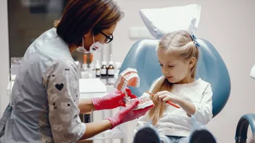 Care sunt cele mai frecvente probleme dentare cu care se confruntă copiii?