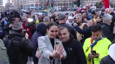 Incidente la protestul minerilor din Capitală: ”Suveraniștii” aduși de Realitatea Plus au făcut scandal. Reacția Jandarmeriei (VIDEO)