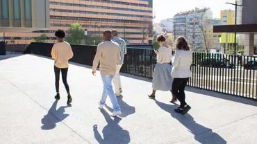 Românii își schimbă planurile. Tot mai puțini vor să plece la muncă în străinătate