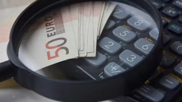 Consumatorii români au recuperat 173.000 de euro în 2026. Domeniile cu cele mai multe reclamații