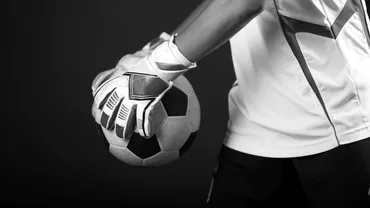 Șoc în lumea fotbalului. Fostul portar al lui Arsenal, Alex Manninger, a murit la doar 48 de ani. Cum a avut loc tragedia