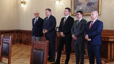 VIDEO: UDMR a ieșit de la consultările cu Nicușor Dan. Kelemen Hunor anunță că nu vrea un Guvern în spatele căruia se află AUR