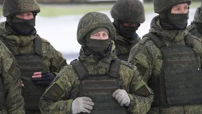 Newsweek: Rusia trimite „robotul-lunetist” în război. Poate trage de la 1.200 m în soldații-roboți ai Ucrainei