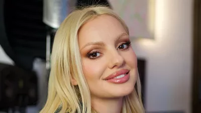 Alexandra Stan și-a emoționat fanii cu o imagine rară. Cum a reacționat publicul la prima ecografie a fetiței sale (FOTO, VIDEO)