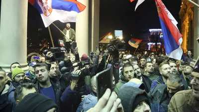 Serbia: Parlamentul a acceptat demisia premierului Vucevic
