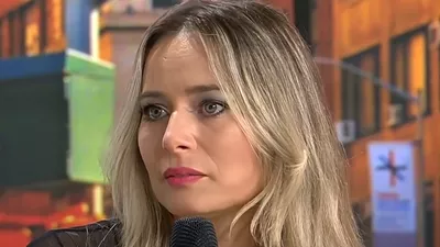 Laura Cosoi, blocată în Portugalia alături de copii. Pana de curent a prins-o în aeroport