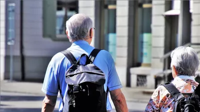 Newsweek: Pensie micșorată cu 800 lei la recalculare. Cum pot pierde bani pensionarii după ce s-au pensionat?