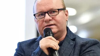 Cristian Păun: „Creșterea de taxe nu va rezolva problema deficitului și nu va avea sprijin popular. Cum vii tu și le spui oamenilor ‘știți, tre’ să cresc taxele, că n-am reușit să absorb fonduri europene, c-am fost incompetent’” (VIDEO)