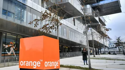DNSC: Atacul cibernetic asupra Orange a afectat inclusiv instituții, școli, spitale, bănci și companii. Cum să te ferești de posibile fraude