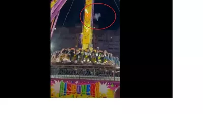 Clipe de groază într-un parc de distracții din Bacău. Momentul în care o piesă metalică de la un carusel electric cade, chiar în timp ce mai multe persoane se aflau în el (VIDEO)