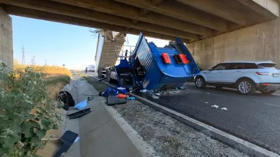 Accident grav în Constanța. Șoferul a fost prins între fiare