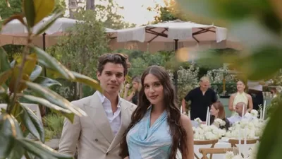 Elena Hagi a făcut furori la nunta lui Răzvan Marin și a Crinei. Cât a plătit pentru rochia de nașă