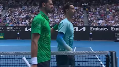 Djokovic, în semifinale la Australian Open. Cum s-a calificat sârbul aproape fără să joace. E primul caz în istoria tenisului masculin (VIDEO)