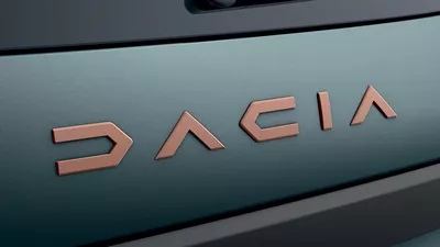 Șefii Dacia, reacție disperată la criza politică: Creștem peste tot în Europa, numai în România nu. Toată țara e deprimată