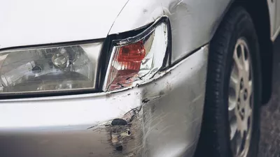 Despăgubiri după accidente rutiere în Suceava: când ai nevoie de sprijin juridic în drept civil?