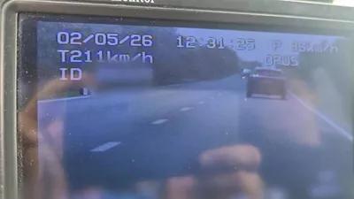 Ce amendă a primit un șofer prins cu 211km/h pe un drum din Timiș. A rămas fără permis 4 luni