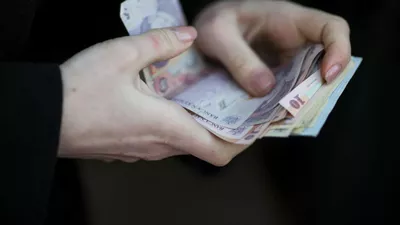 Un trai decent, tot mai greu de atins. Cât te costă, de fapt, să trăiești fără stres în 2026