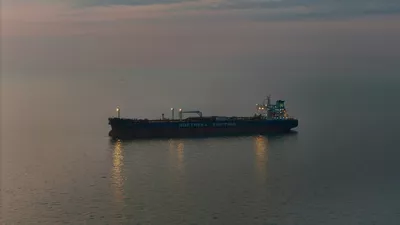 Pirații somalezi au capturat un petrolier de pe coasta Yemenului. Unde se află la ora actuală nava și unde se îndreaptă