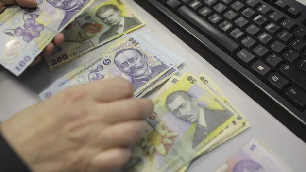 Agenția de rating Fitch, nou avertisment pentru România: Riscuri suplimentare în privința deficitului bugetar
