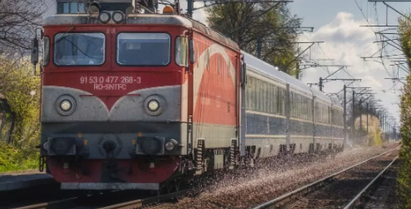 Biletele de tren pe distanțe scurte se scumpesc: Cât vor plăti în plus pasagerii
